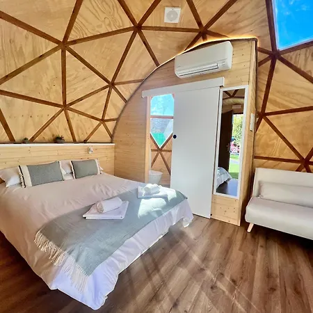 Hotell Igloo - *