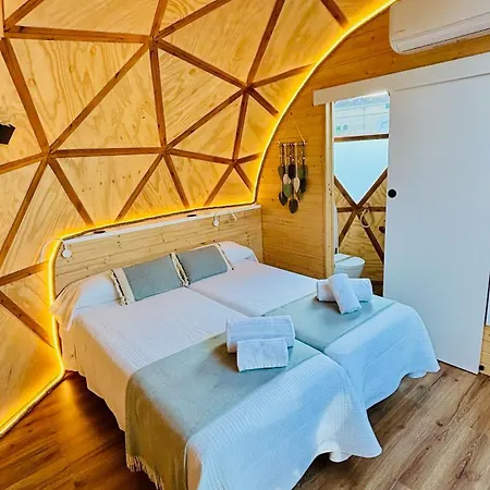 Отель Igloo -