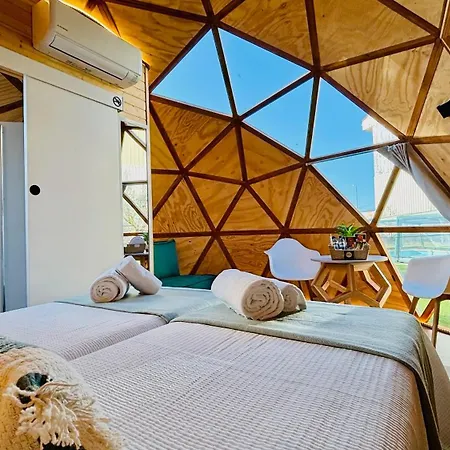 Hotell Igloo - *