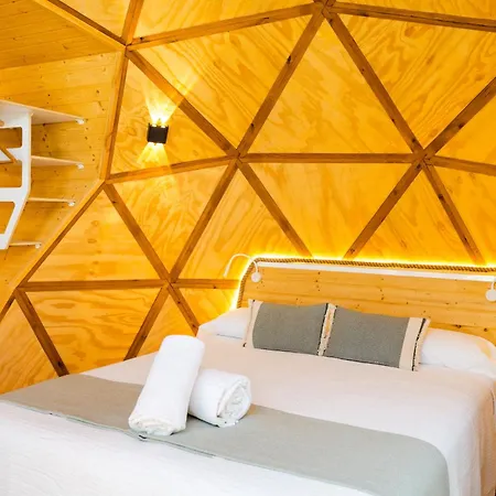 Hotell Igloo - *